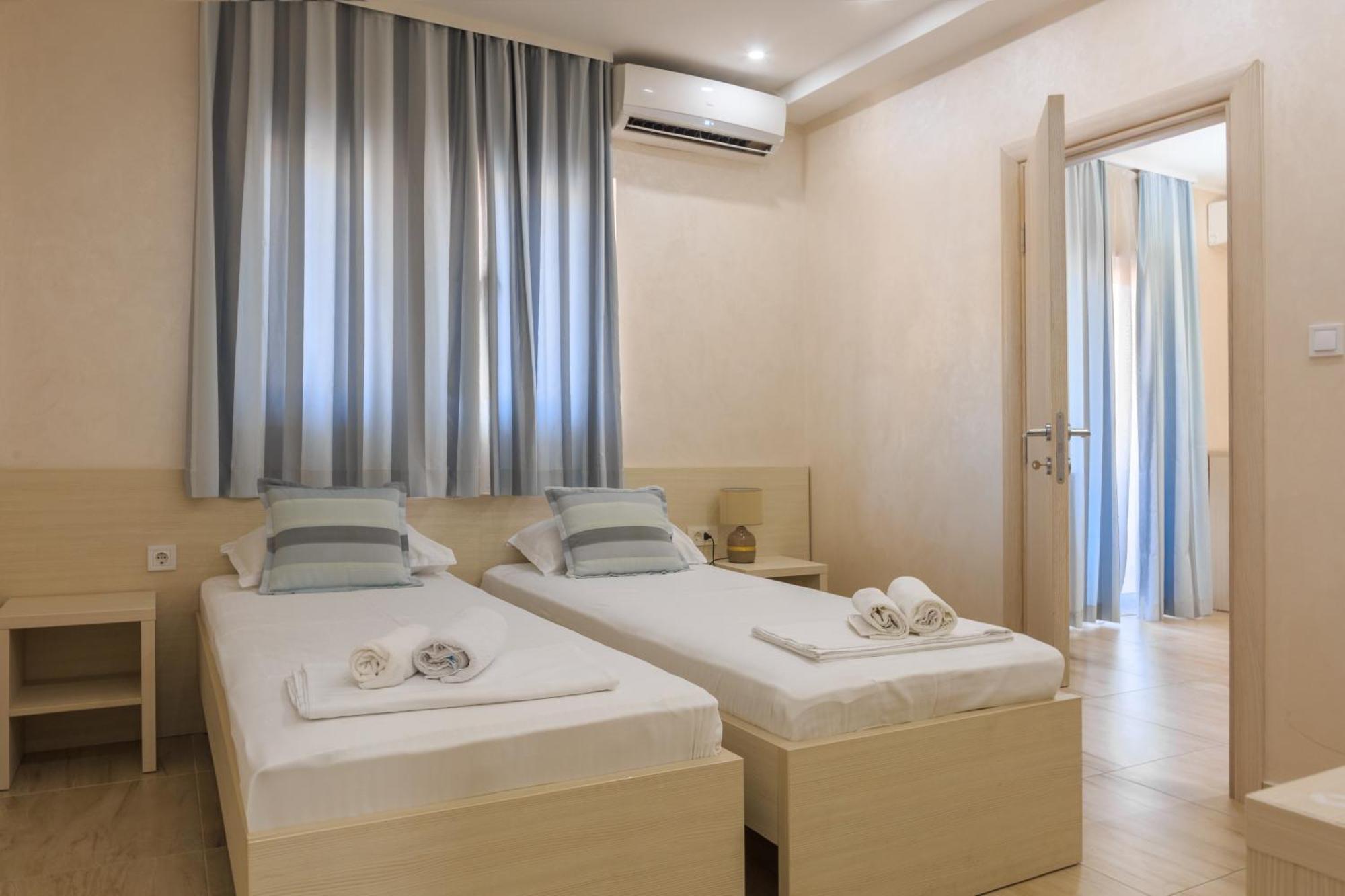 Hotel Maksim Herceg Novi Extérieur photo