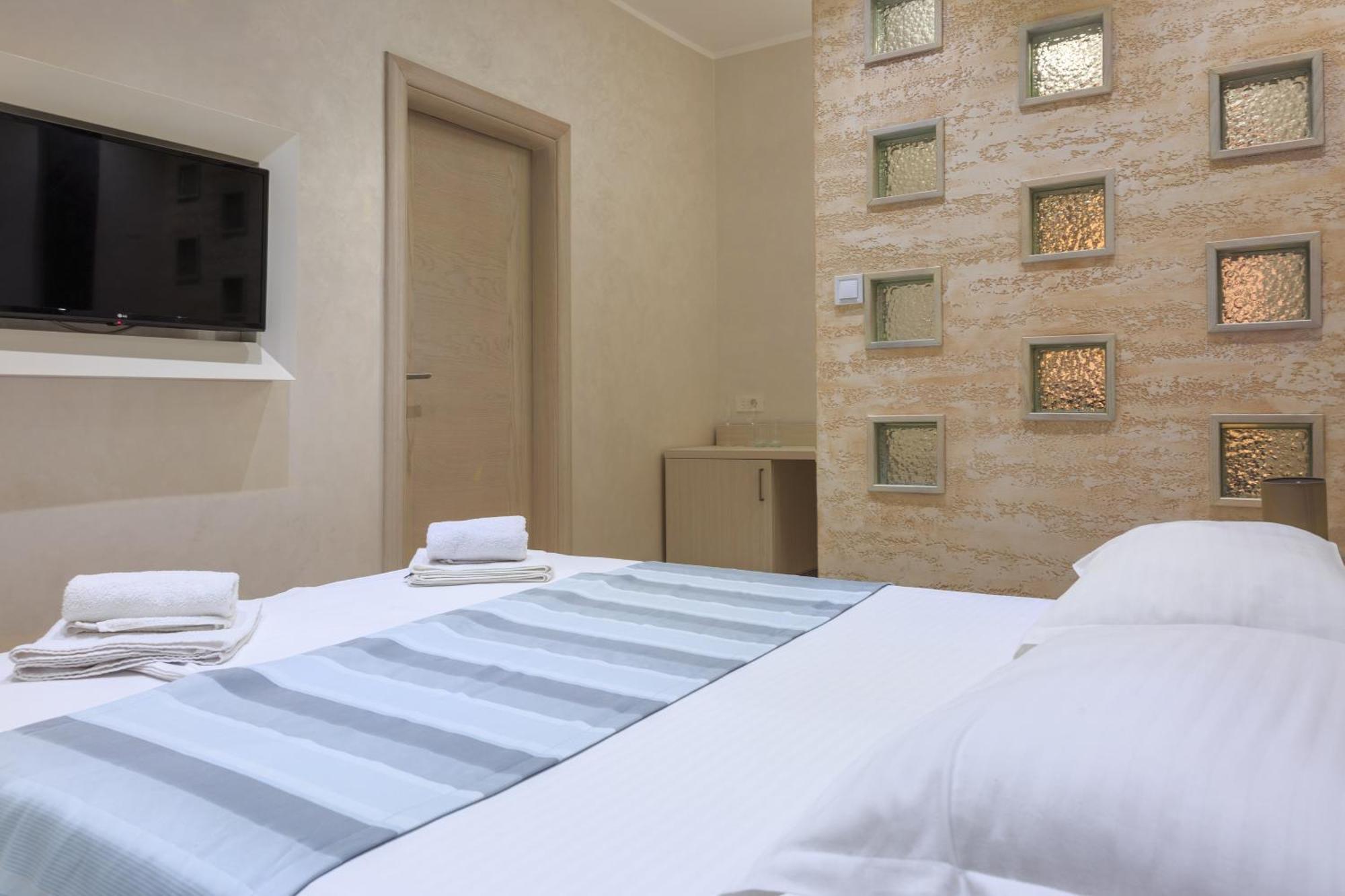 Hotel Maksim Herceg Novi Extérieur photo