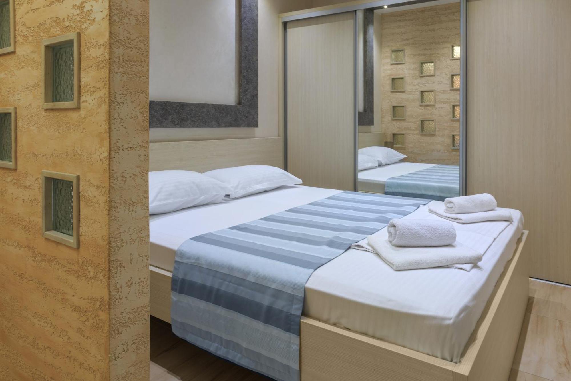 Hotel Maksim Herceg Novi Extérieur photo