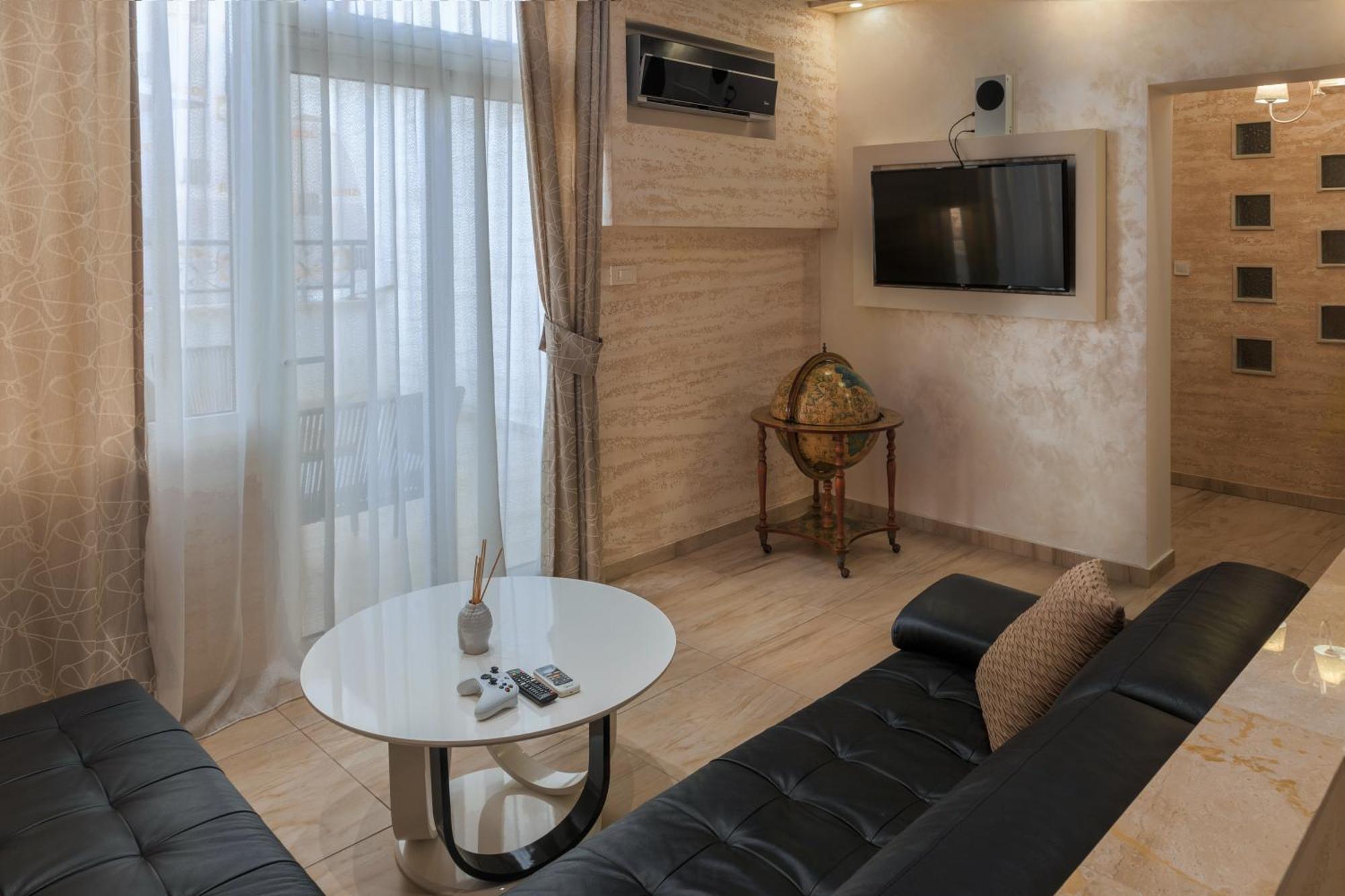 Hotel Maksim Herceg Novi Extérieur photo