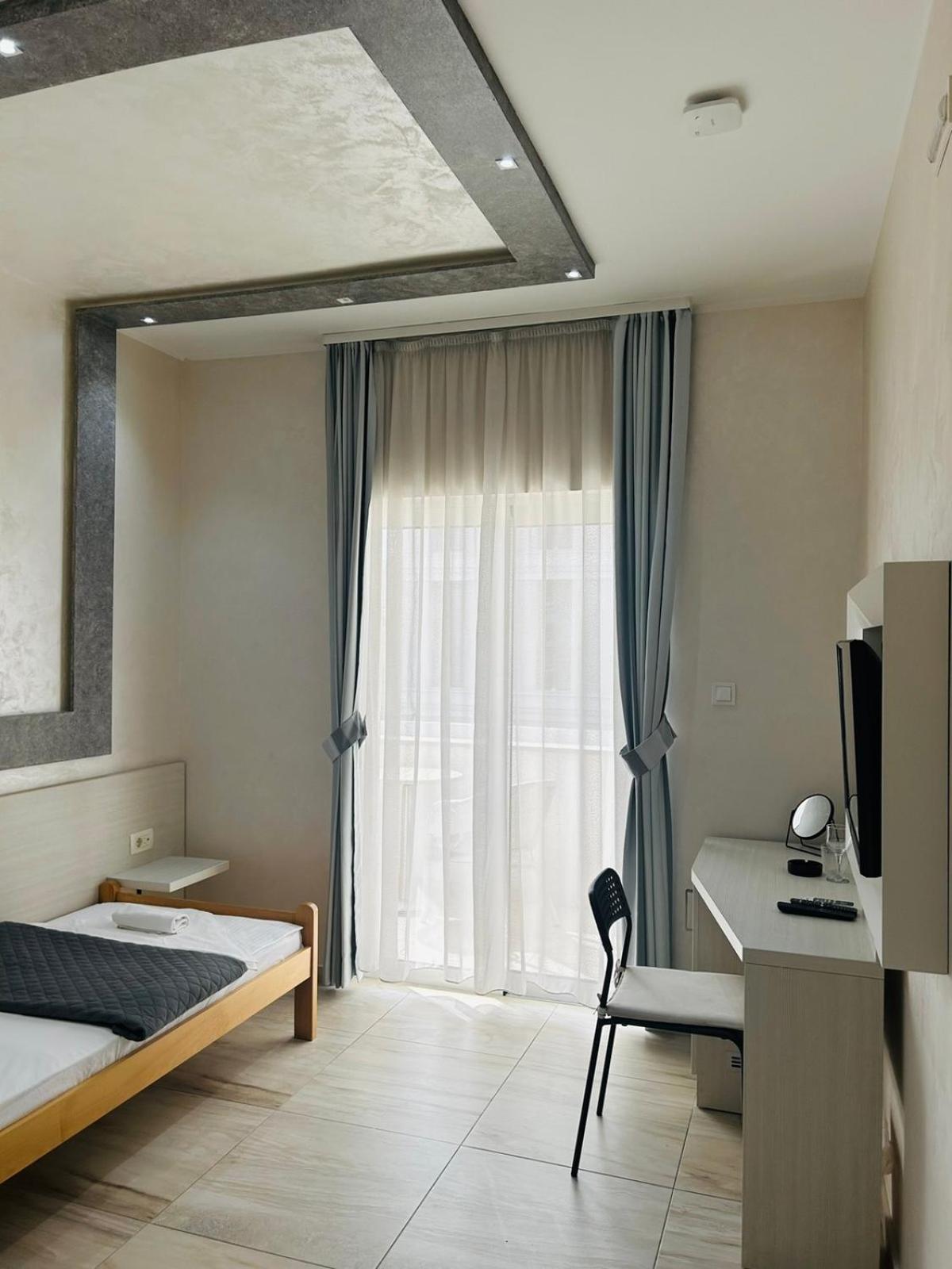 Hotel Maksim Herceg Novi Extérieur photo